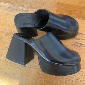 Black Zara Clogs